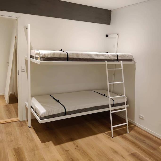 Appartamento New Flat With Hot Tub - No1 Oyndarfjordur Esterno foto